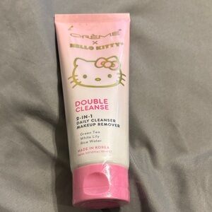 Hello Kitty Pink Double Cleanse Daily Cleanser